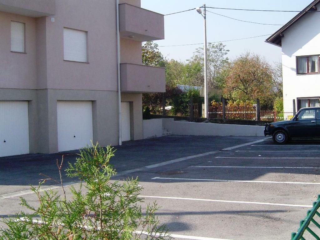 Apartmani Almica Zagreb Extérieur photo