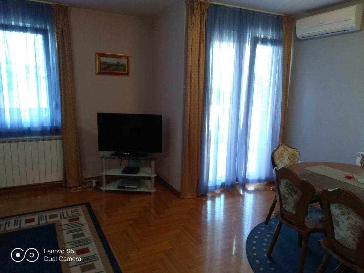 Apartmani Almica Zagreb Extérieur photo